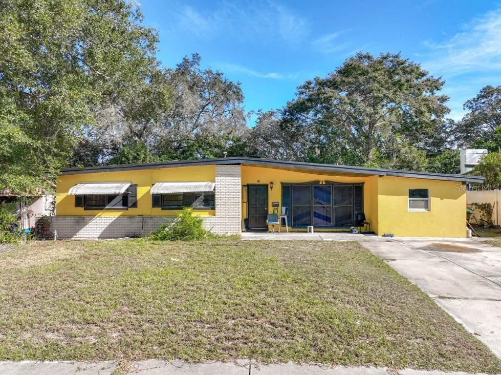 3707 Westwood Rd., Orlando, FL 32808