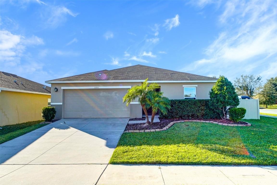 3200 Casa Del Rey Ave., Kissimmee, FL 34746