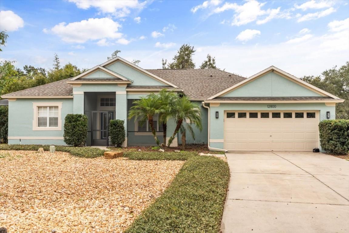 12800 Scout Ct., Grand Island, FL 32735