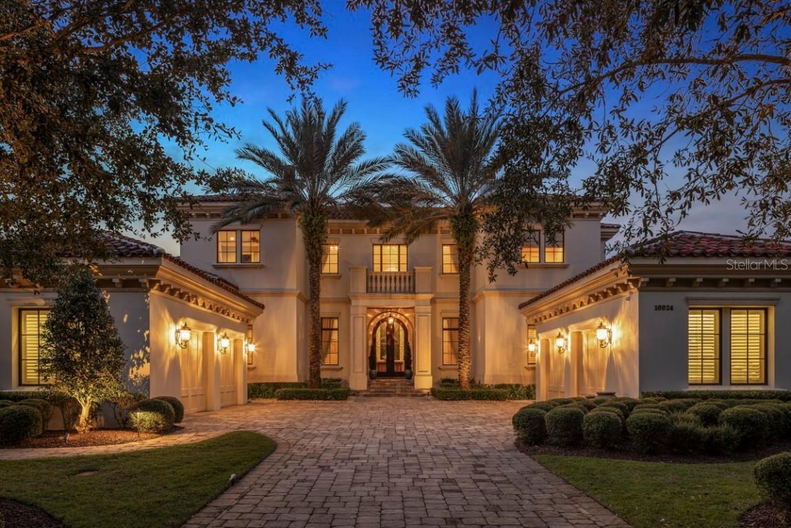 10024 Enchanted Oak Dr., Golden Oak, FL 32836