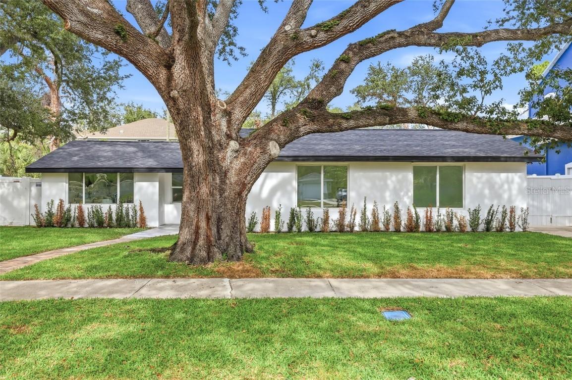 2815 W Bay Haven Dr., Tampa, FL 33611