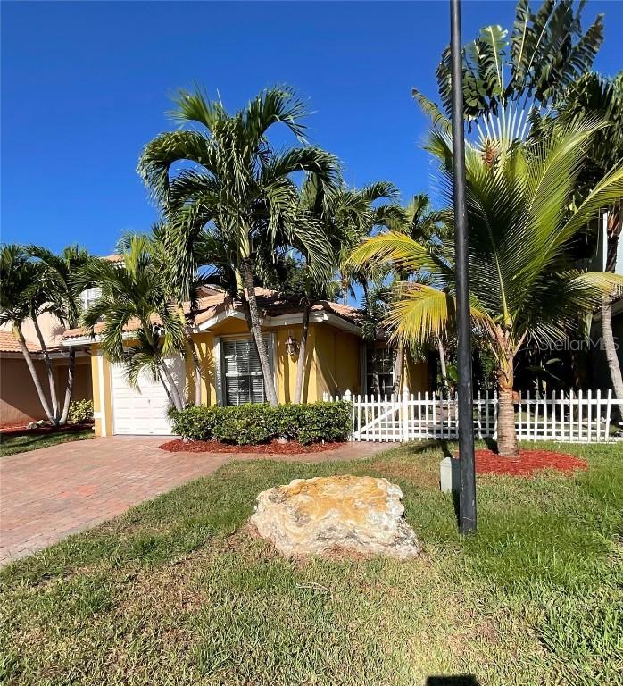 3339 Blue Fin Dr., West Palm Beach, FL 33411