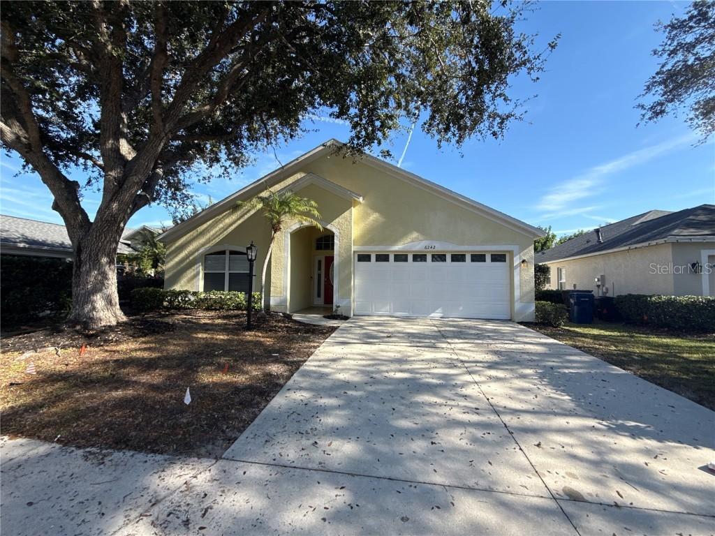 6242 White Clover Circle, Lakewood Ranch, FL 34202
