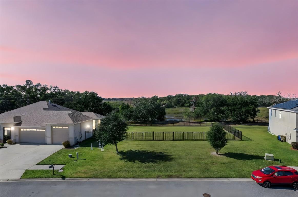 733 Black Eagle Dr., Groveland, FL 34736