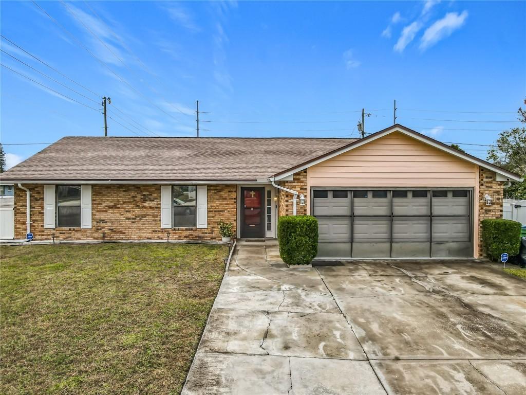 900 Yellowbird Ave., Deltona, FL 32725