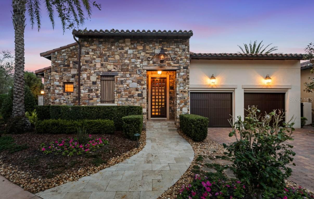 9743 Lounsberry Cir., Golden Oak, FL 32836