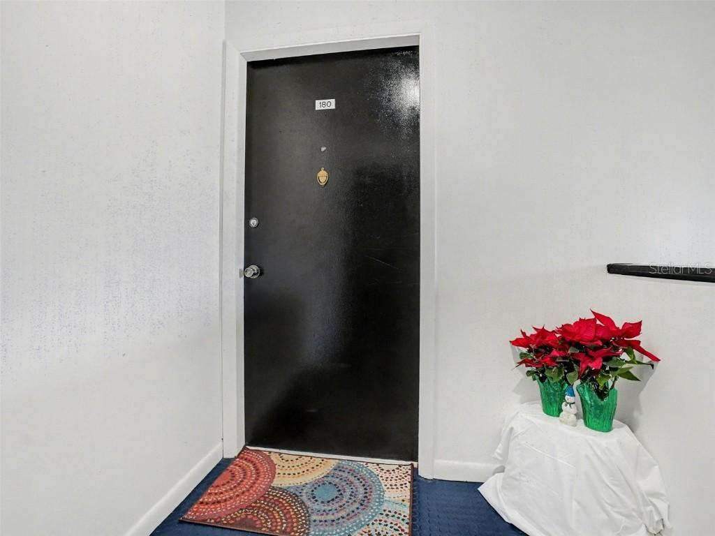 525 Conway Rd. #180, Orlando, FL 32807