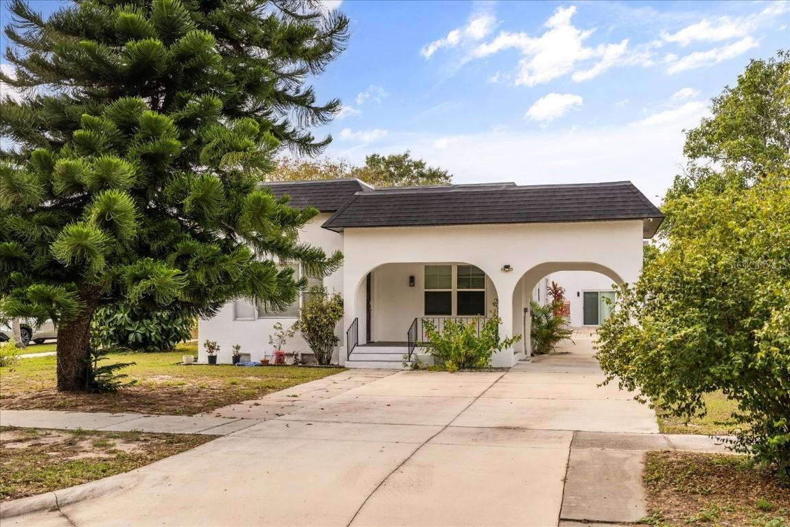 520 S 7th St., Lake Wales, FL 33853