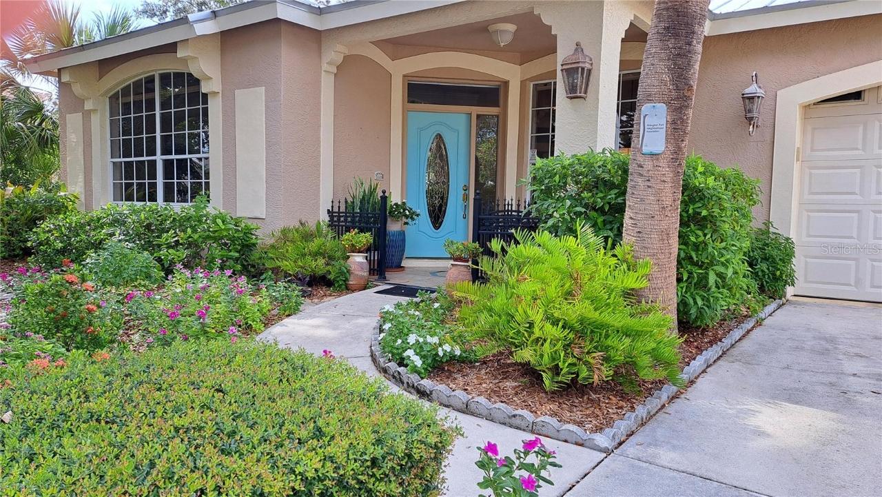 2377 Burton Ln., Sarasota, FL 34239