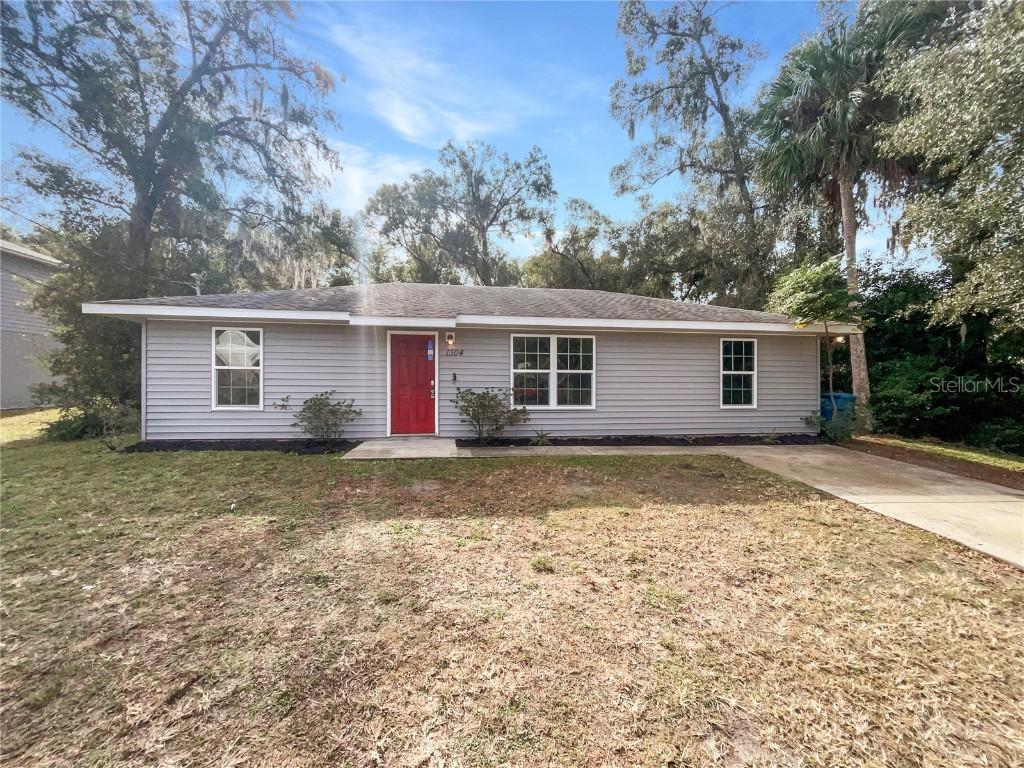 1304 E Carolina Ave., Deland, FL 32724