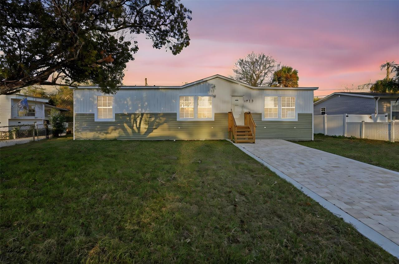 1913 Woodcrest Dr., Ormond Beach, FL 32174