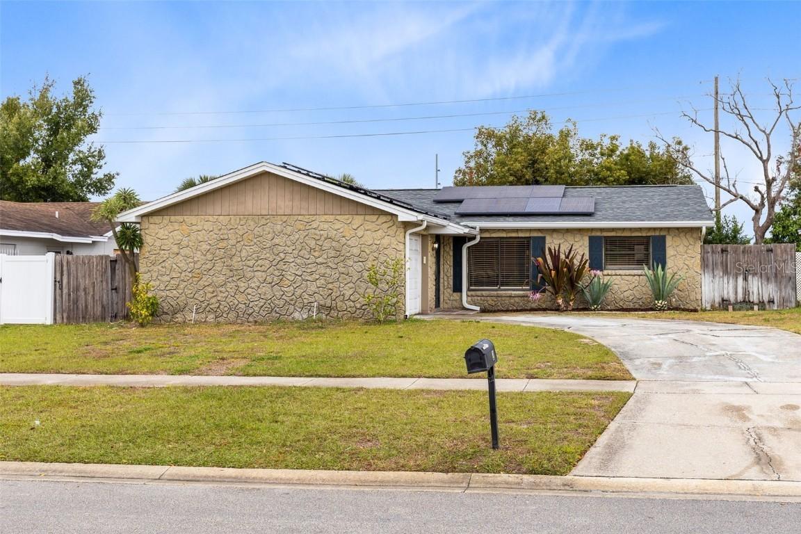 572 Tulane Dr., Altamonte Springs, FL 32714