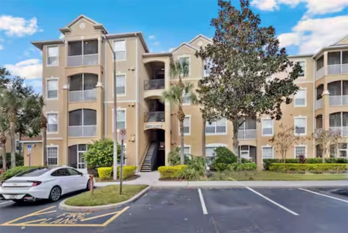 2774 Almaton Loop #402, Kissimmee, FL 34747