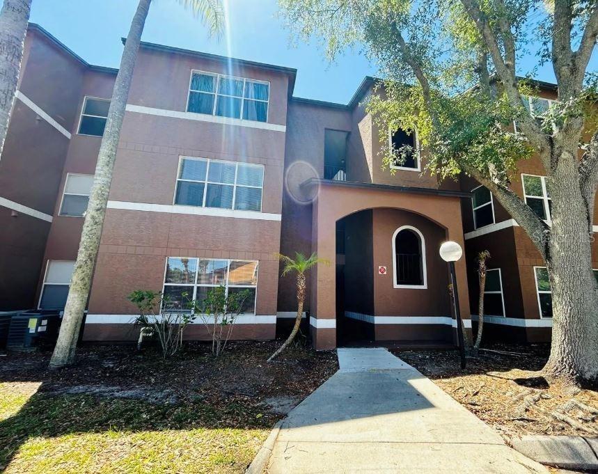 5773 Gatlin Ave. #616, Orlando, FL 32822