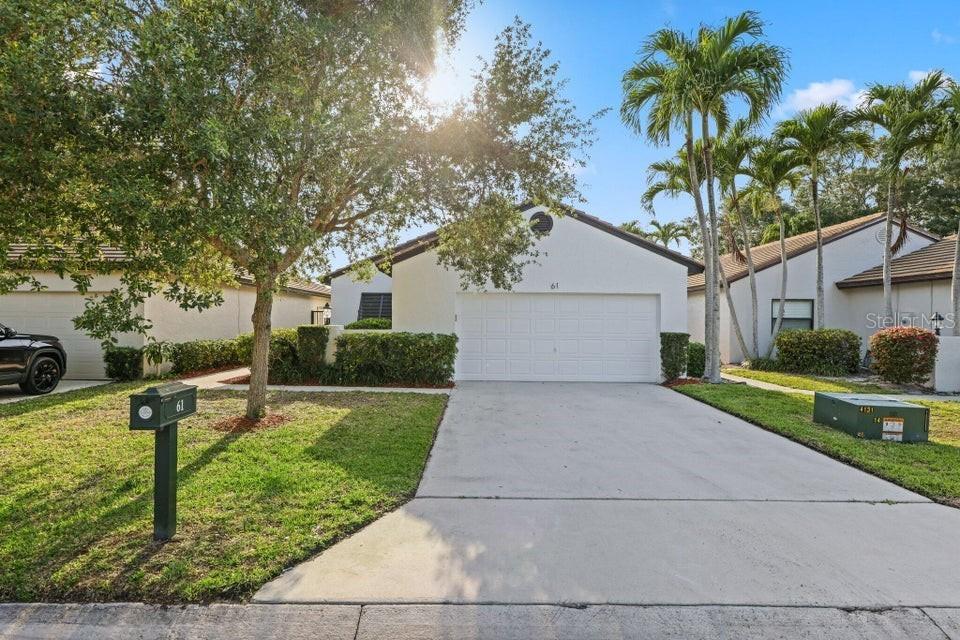 61 Ironwood Way, Palm Beach Gardens, FL 33418