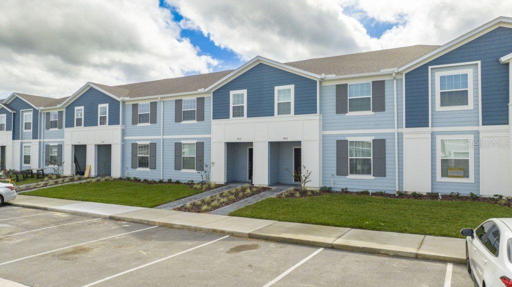 4022 Lana Ave., Davenport, FL 33897