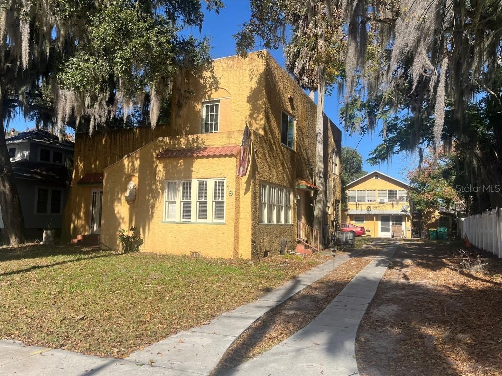 19 W Pendleton Ave., Eustis, FL 32726