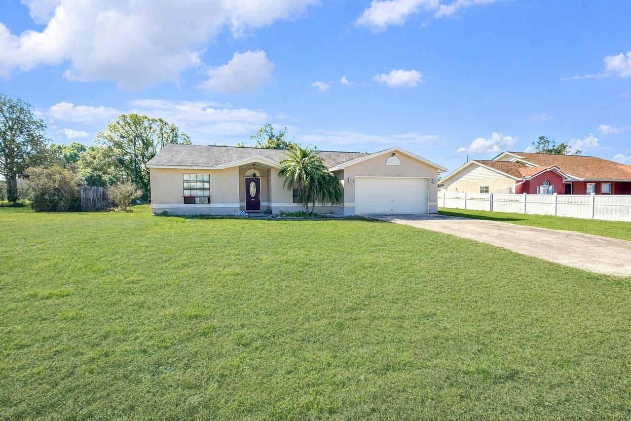 2293 Belen Dr., Deltona, FL 32738