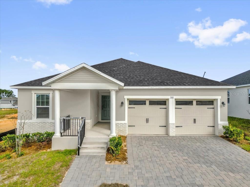 316 Sunbrooke Dr., Groveland, FL 34736