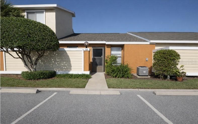 32 Silver Oak Cir., Kissimmee, FL 34743