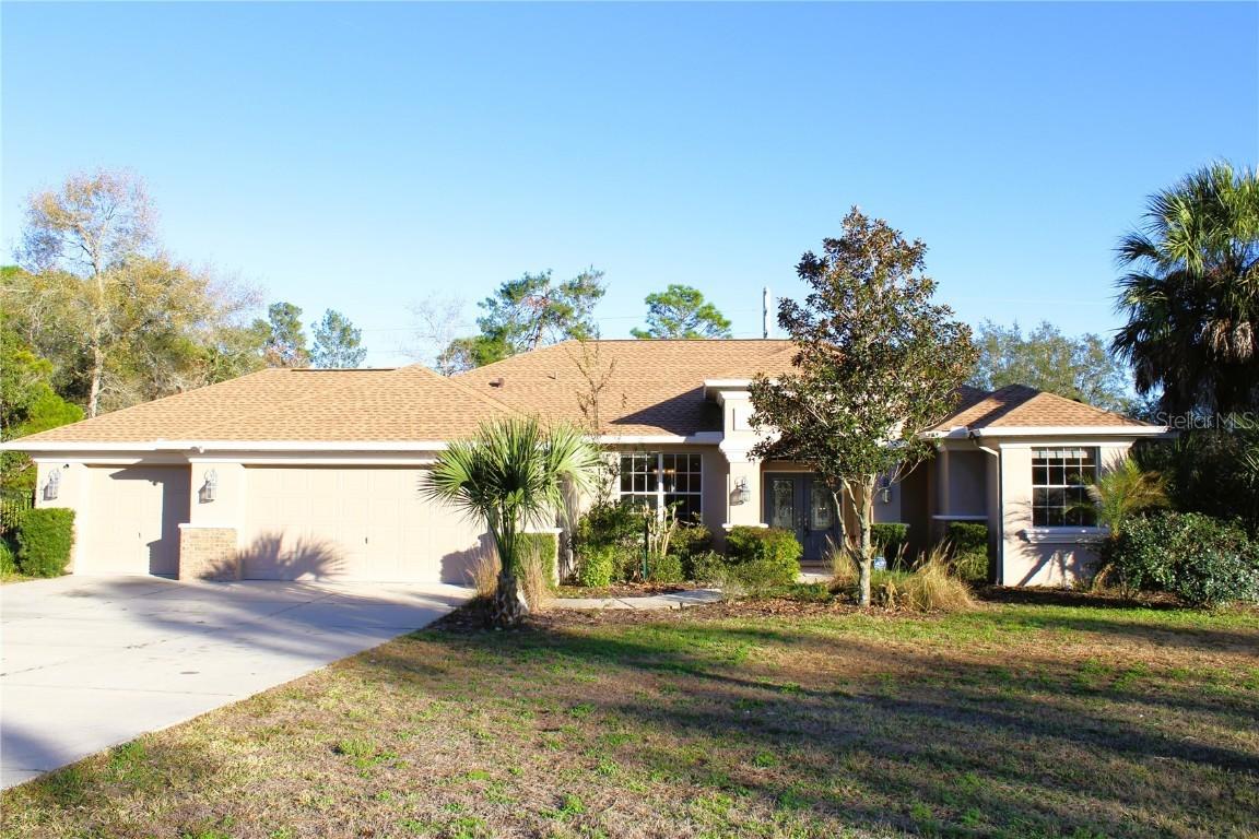 8476 Madrid Rd., Weeki Wachee, FL 34613