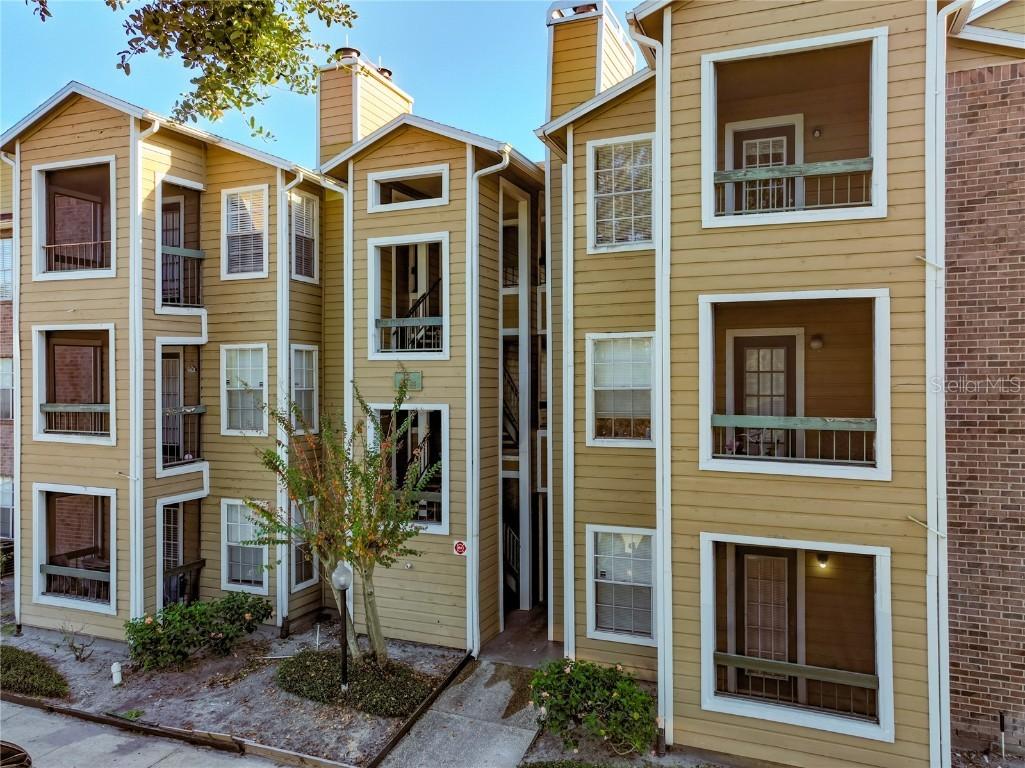 4301 Lizshire Ln. #107, Orlando, FL 32822