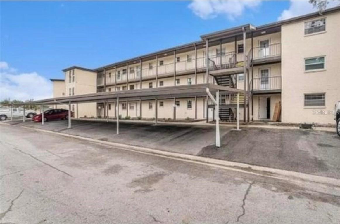 5245 Amulet Dr. #208, New Port Richey, FL 34652