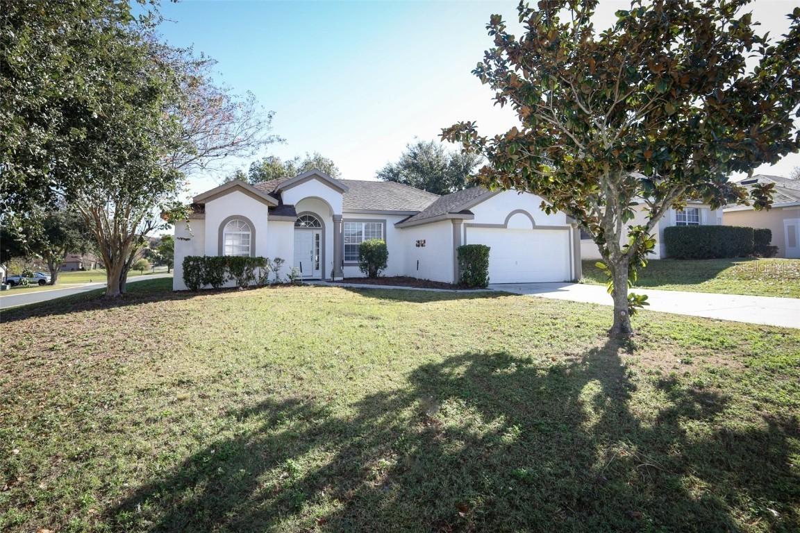 200 Patrice Hope St., Leesburg, FL 34748