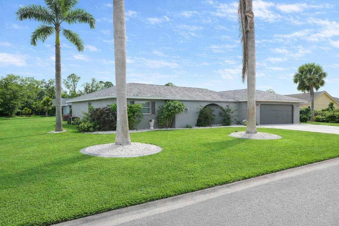 1840 Flametree Ln., Venice, FL 34293