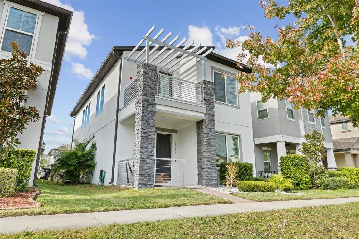 2065 White Feather Loop, Oakland, FL 34787