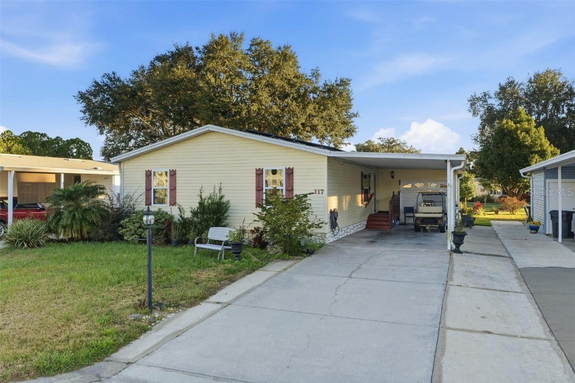 117 Eola Park Dr., Davenport, FL 33897