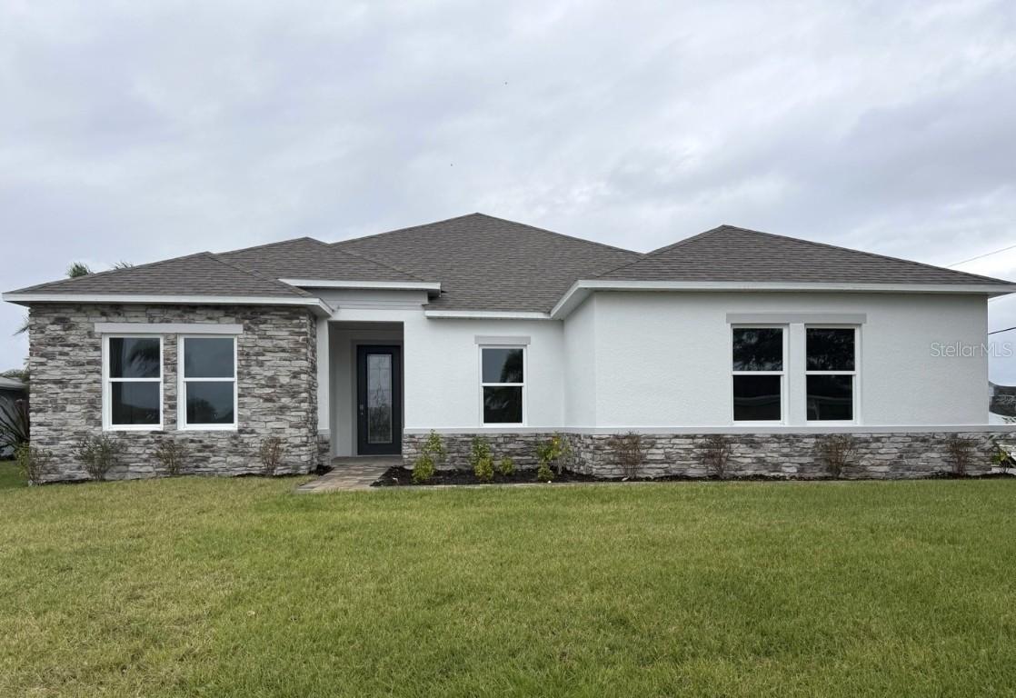 2185 Onondaga Ln., Punta Gorda, FL 33983