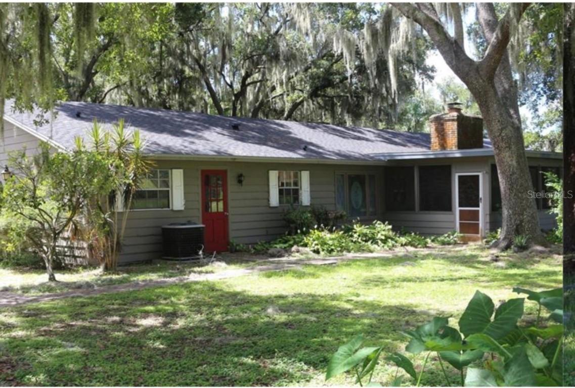 125 Country Club Ln., Mulberry, FL 33860