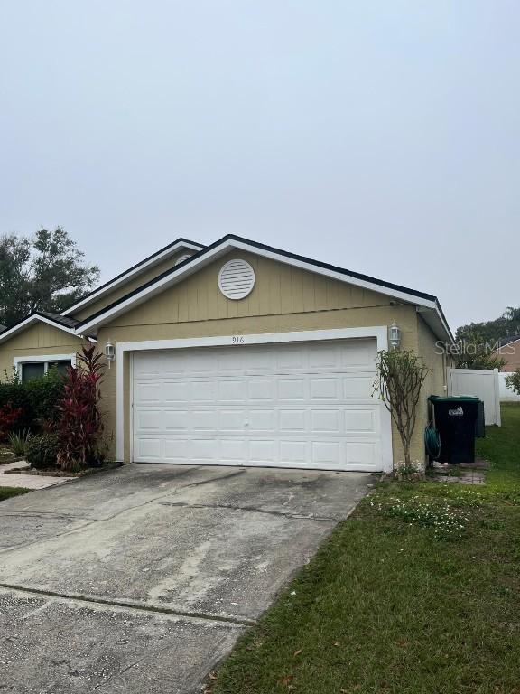 916 Ponderosa Pine Ct., Orlando, FL 32825