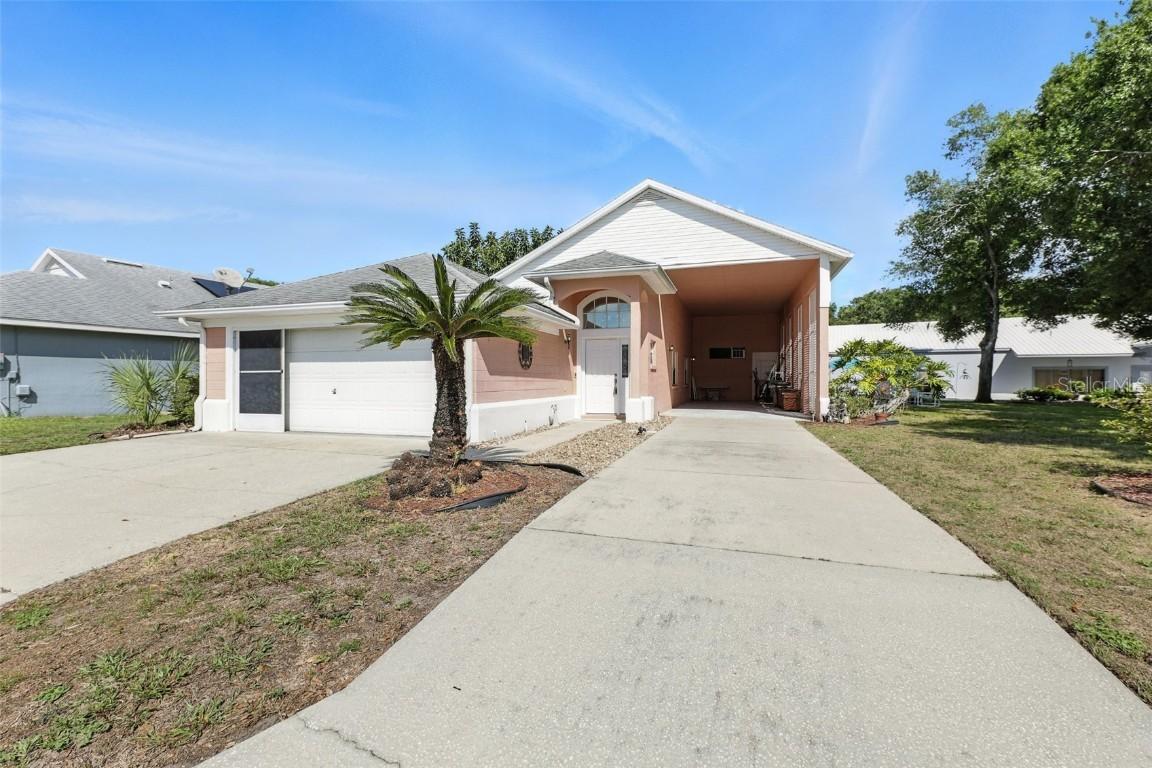 1752 Challenger Ave., Davenport, FL 33897