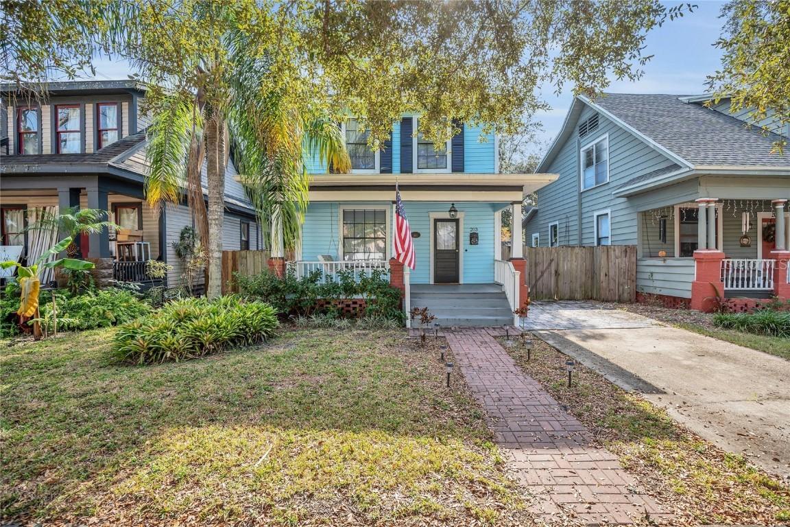 203 E 10th St., Sanford, FL 32771