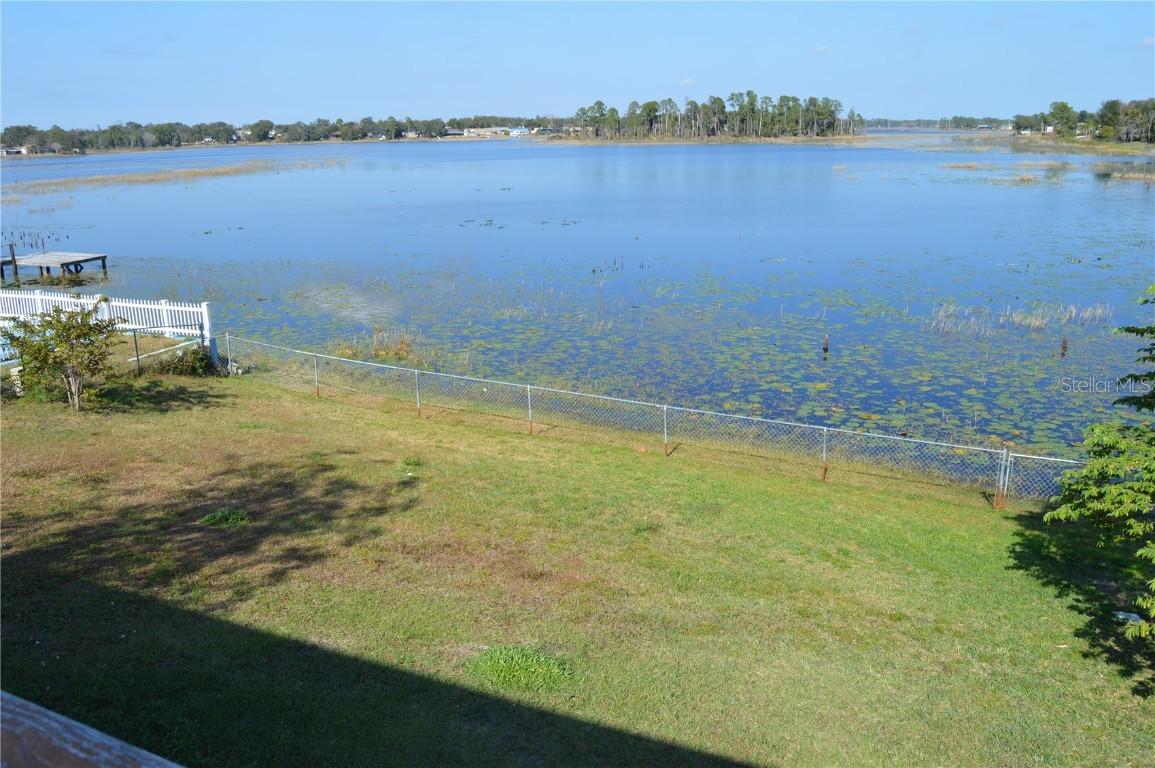 2122 Dumas Dr., Deltona, FL 32738