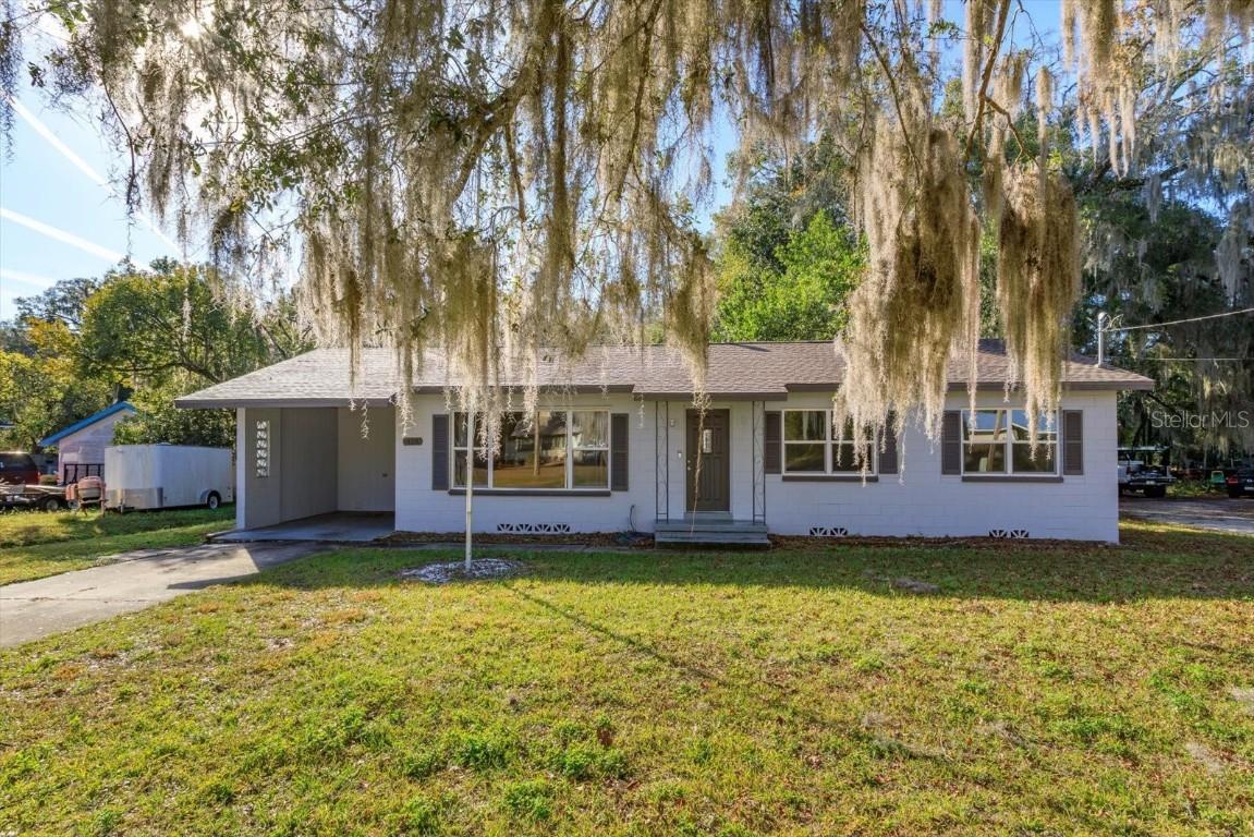 458 E University Ave., Orange City, FL 32763