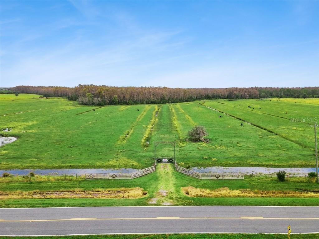 1099 S Canoe Creek Rd., Kenansville, FL 34739