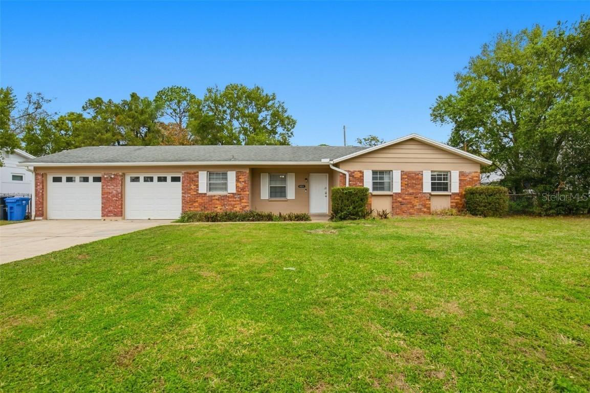 2523 Lake Ellen Ln., Tampa, FL 33618