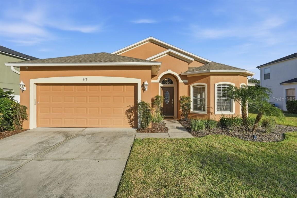 872 Sussex Dr., Davenport, FL 33896