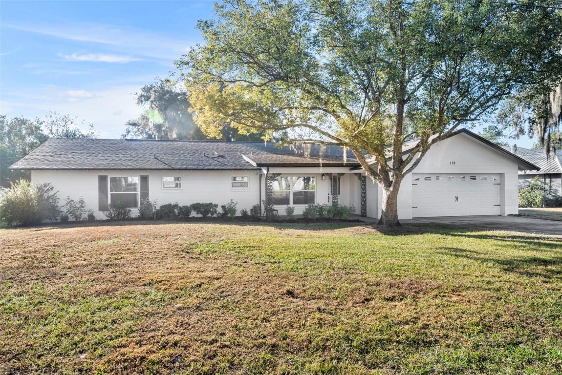 119 Lake Dr., Oviedo, FL 32765