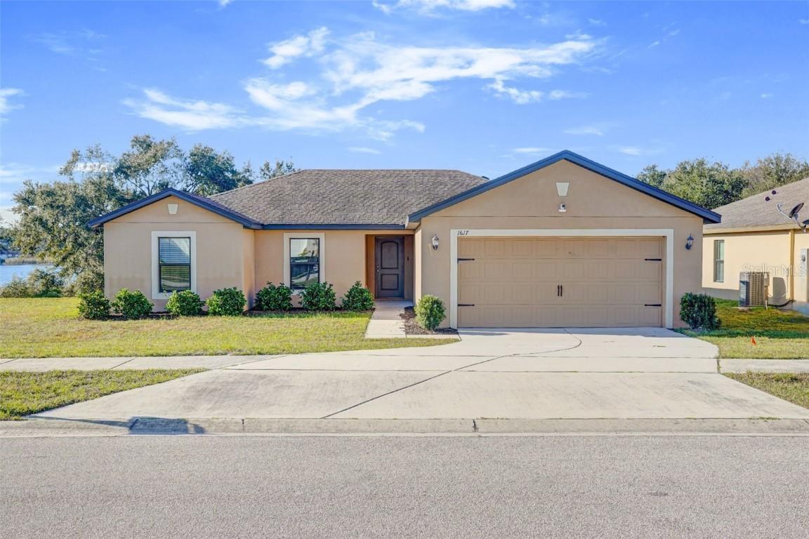 1617 Orne St., Mascotte, FL 34753
