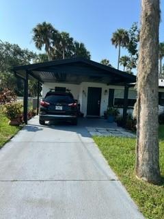 901 Roper St., New Smyrna Beach, FL 32168