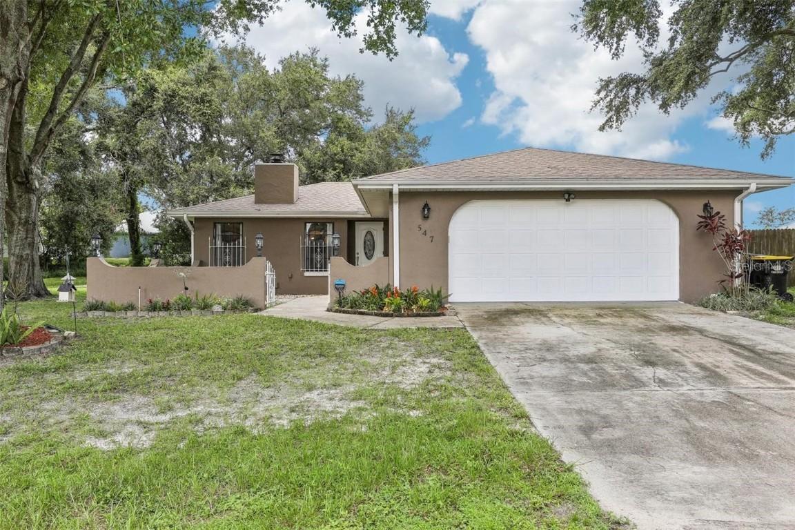547 Somerset Dr., Auburndale, FL 33823