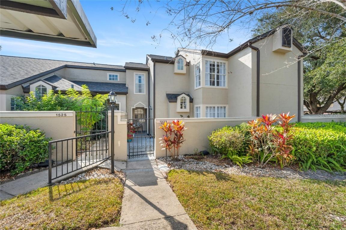 1523 Farrindon Cir., Lake Mary, FL 32746