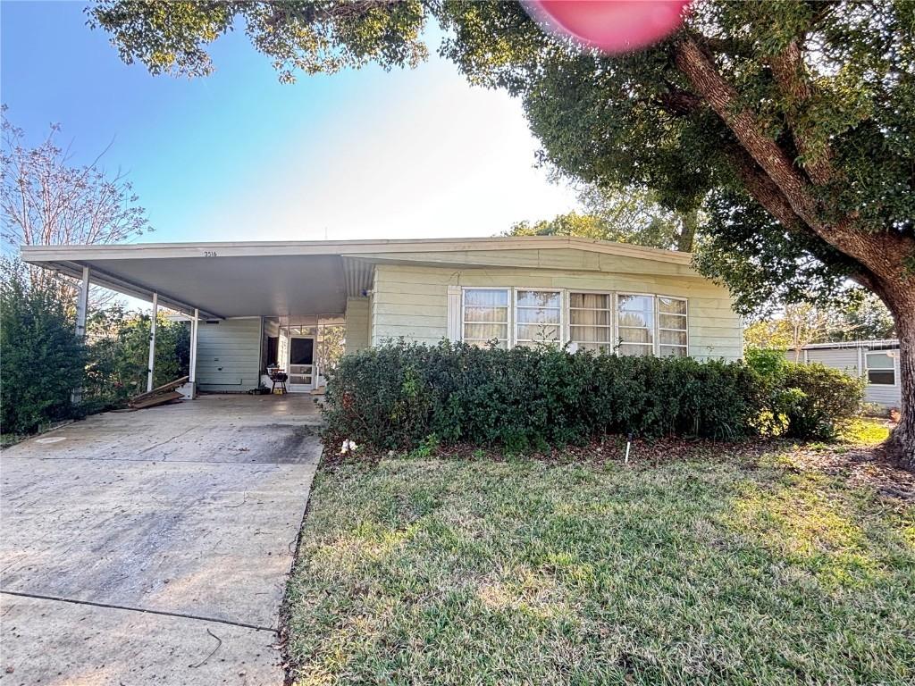 3516 Blossom Cir. #GE, Zellwood, FL 32798