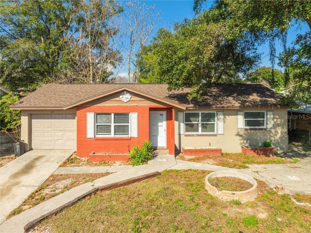 21 E Celeste St., Apopka, FL 32703