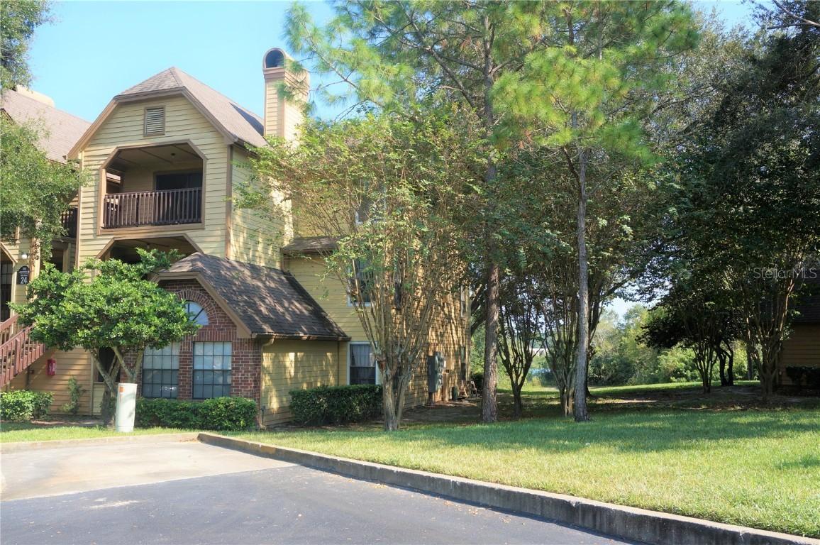 315 Lakepointe Dr. #102, Altamonte Springs, FL 32701