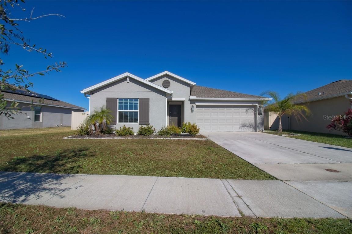 148 Pineywoods St., St Cloud, FL 34772